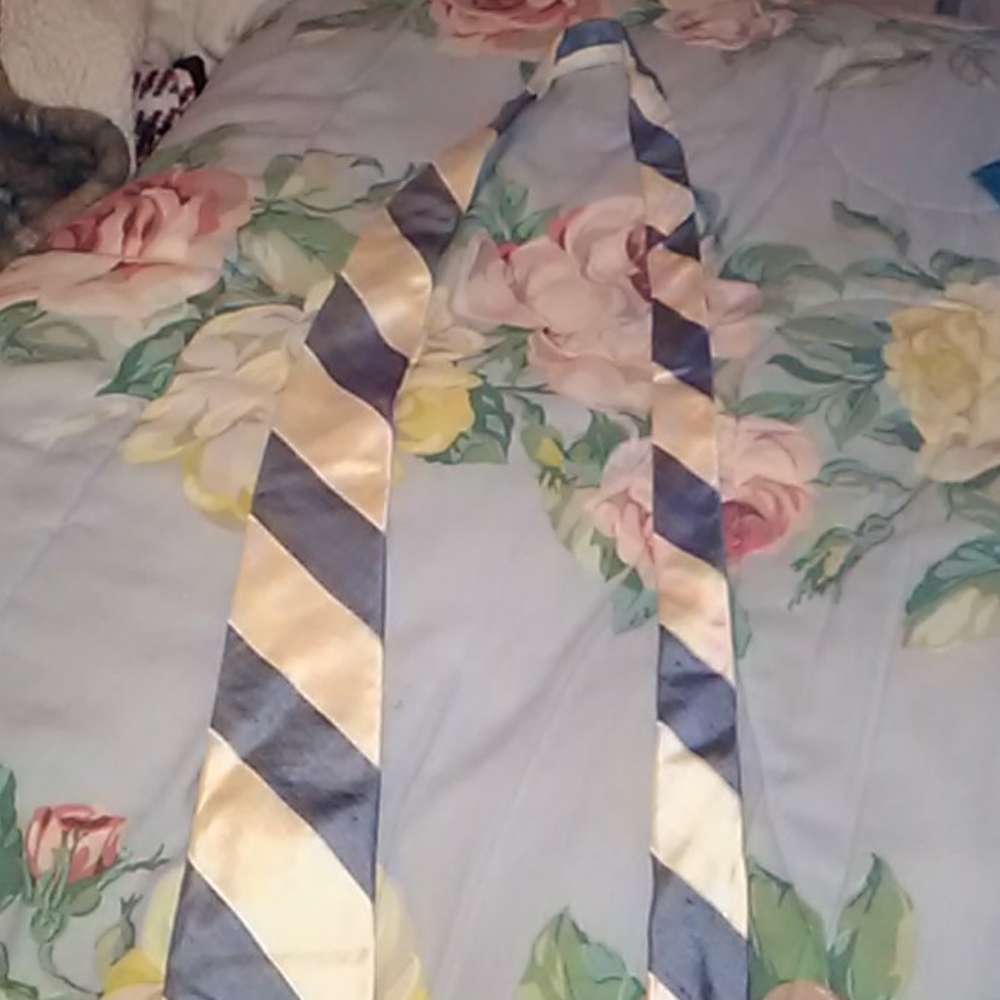 Tie